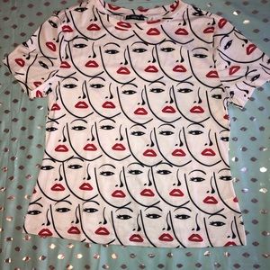 Black and white classic tee.